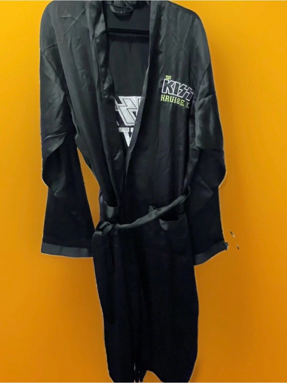 KISS Rock Band Robe Navy Kruise Satin Black Adult Unisex L/XL With Tie Sash - Picture 2 of 4